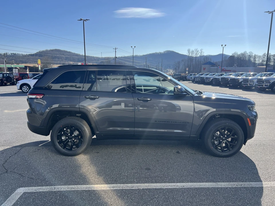 2026 Jeep - Image 4 of 30