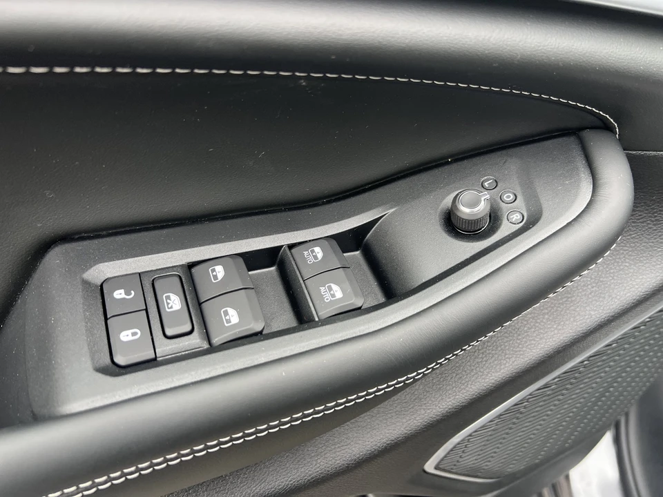 2026 Jeep WL Grand Cherokee - Image 15 of 31
