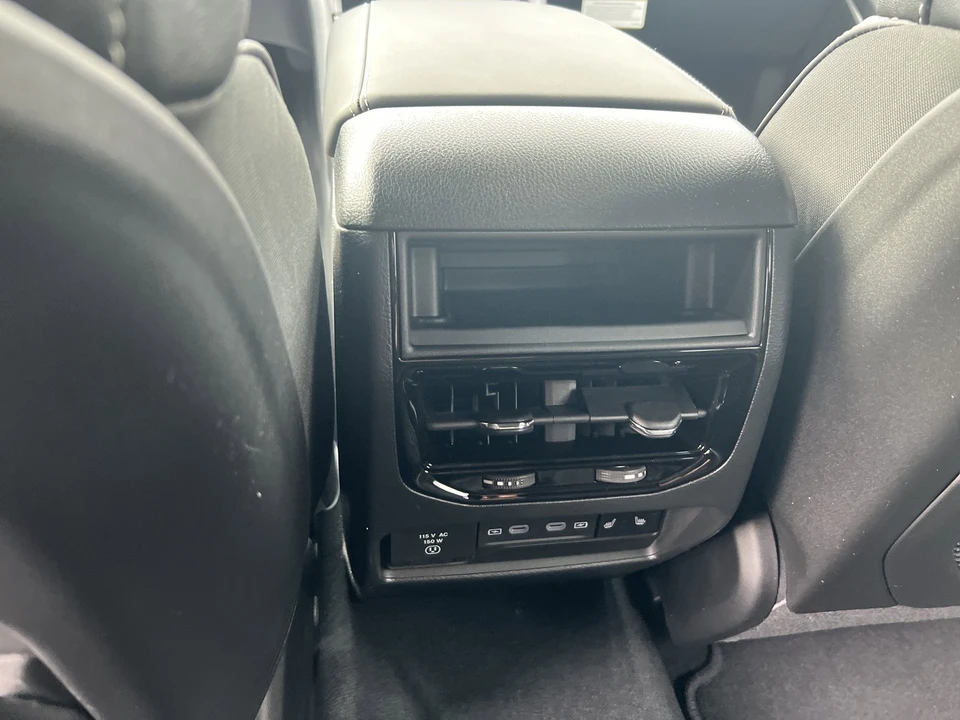 2026 Jeep WL Grand Cherokee - Image 13 of 31