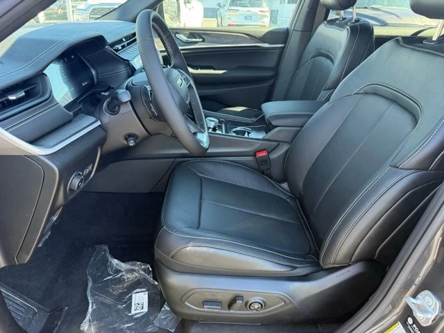 2026 Jeep WL Grand Cherokee - Image 19 of 21