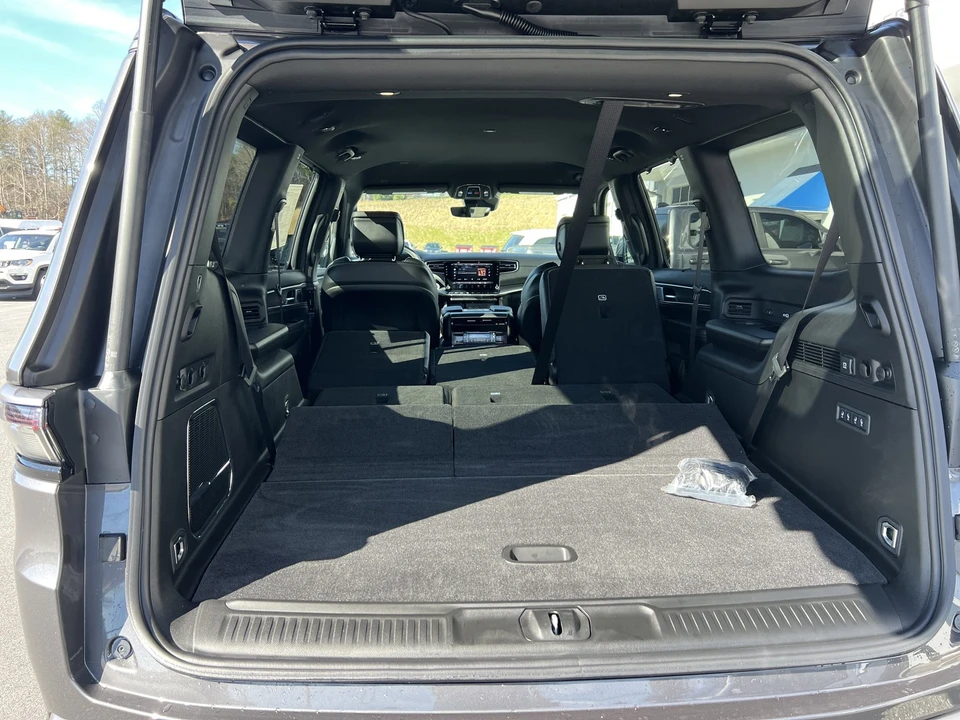 2026 Jeep - Image 11 of 31