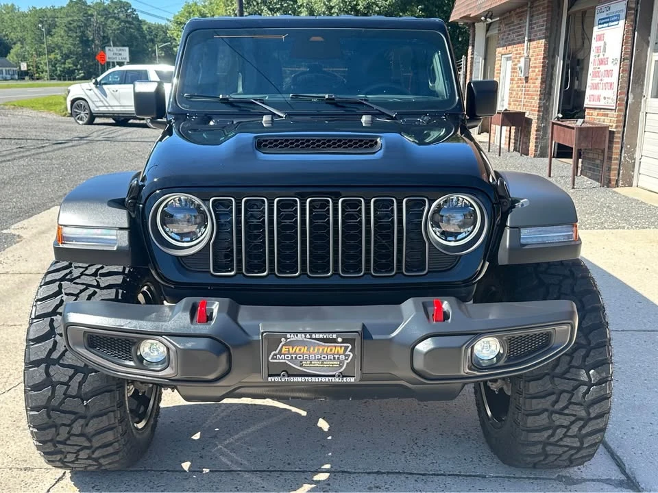 2026 Jeep JL Wrangler - Image 4 of 20