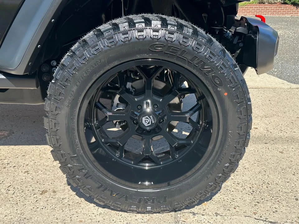 2026 Jeep JL Wrangler - Image 6 of 20