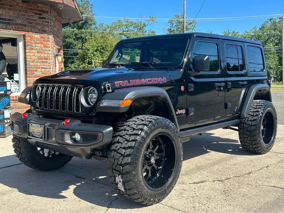2026 Jeep JL Wrangler - Image 9 of 20