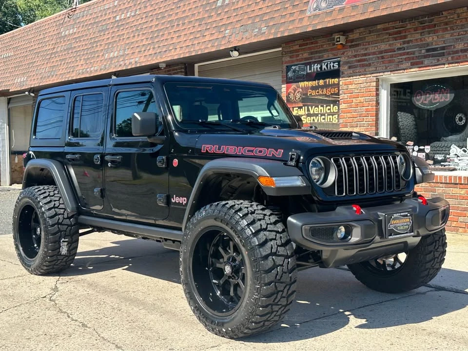 2026 Jeep JL Wrangler - Image 19 of 20