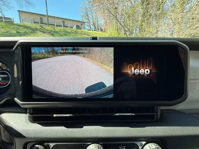 2026 Jeep JL Wrangler - Image 20 of 21
