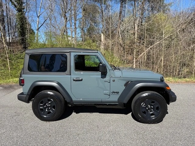 2026 Jeep JL Wrangler - Image 5 of 21