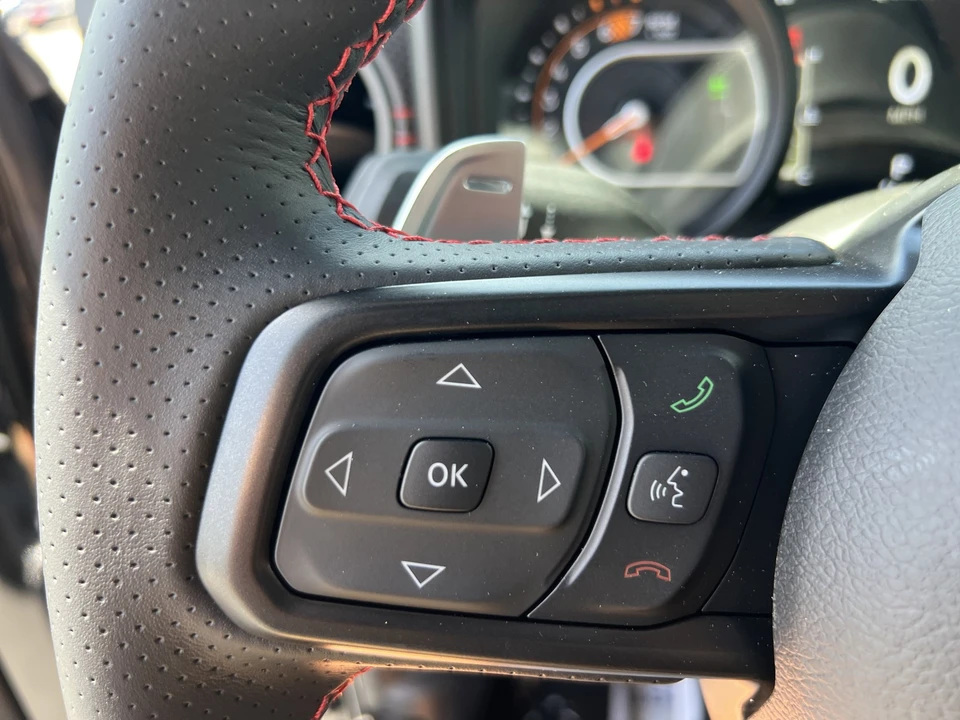 2026 Jeep JL Wrangler - Image 25 of 31