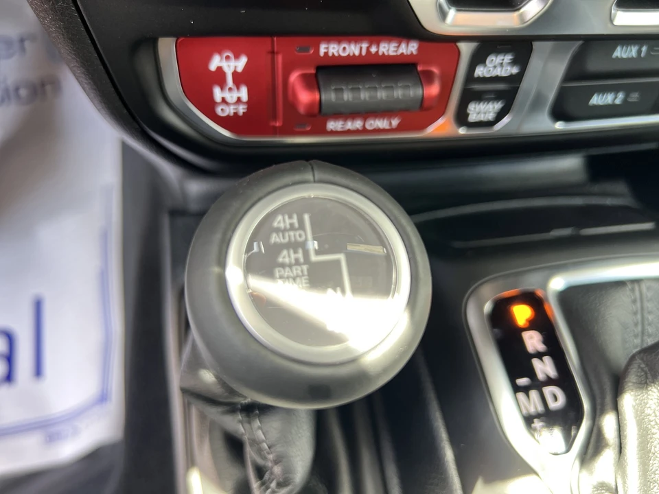 2026 Jeep JL Wrangler - Image 23 of 31