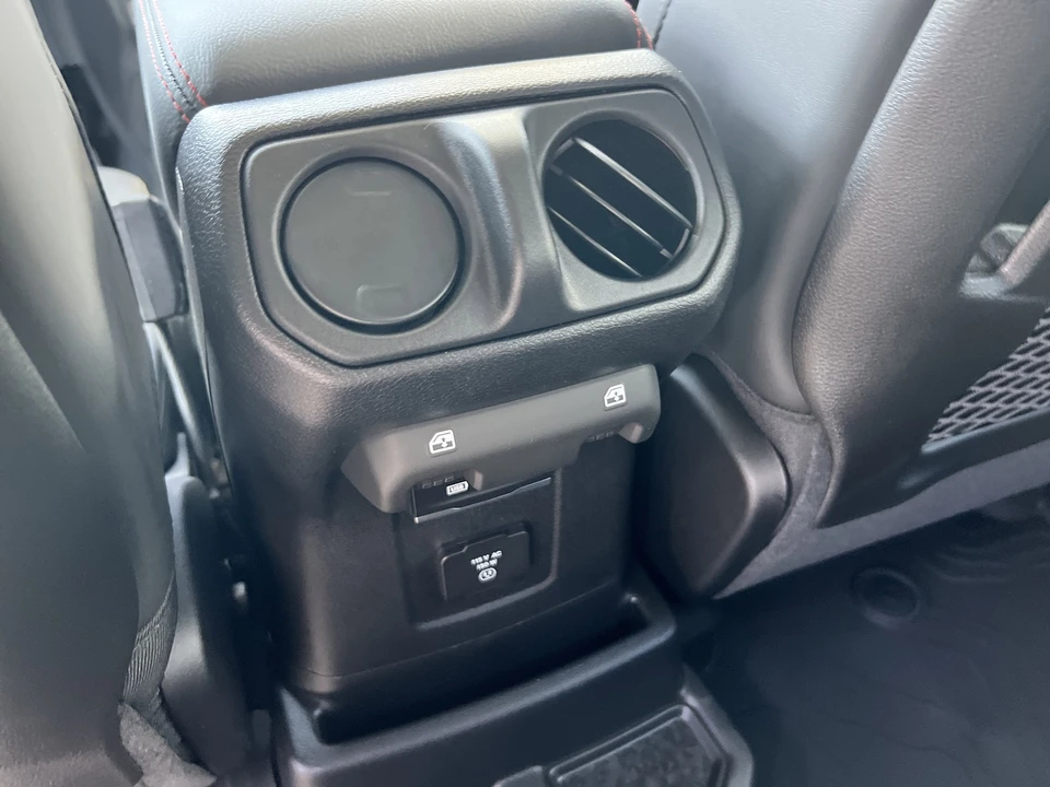 2026 Jeep JL Wrangler - Image 13 of 31