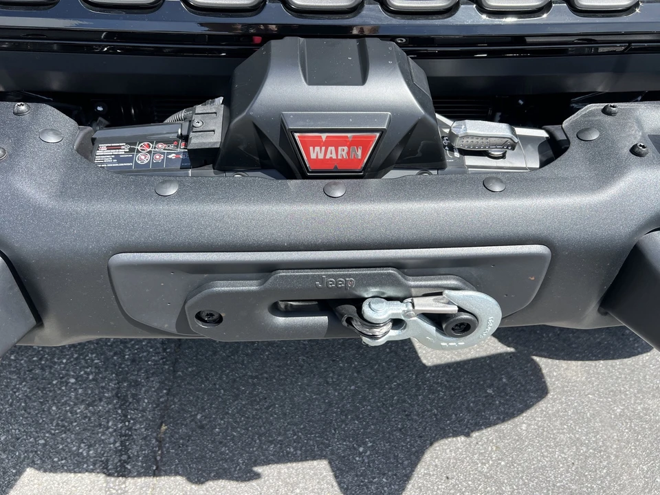 2026 Jeep JL Wrangler - Image 27 of 31