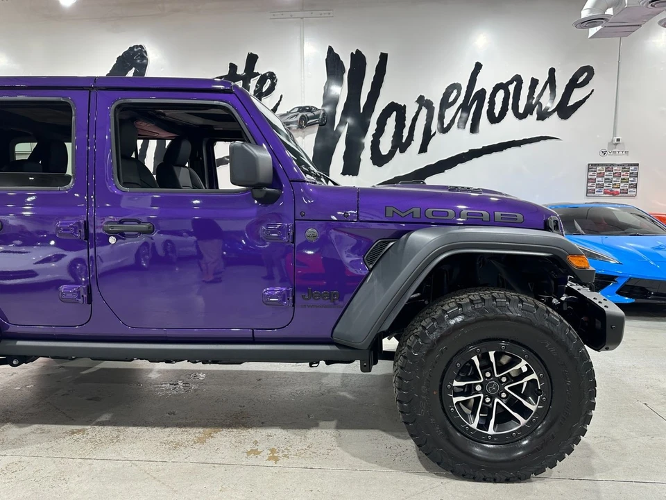 2026 Jeep JL Wrangler - Image 6 of 21