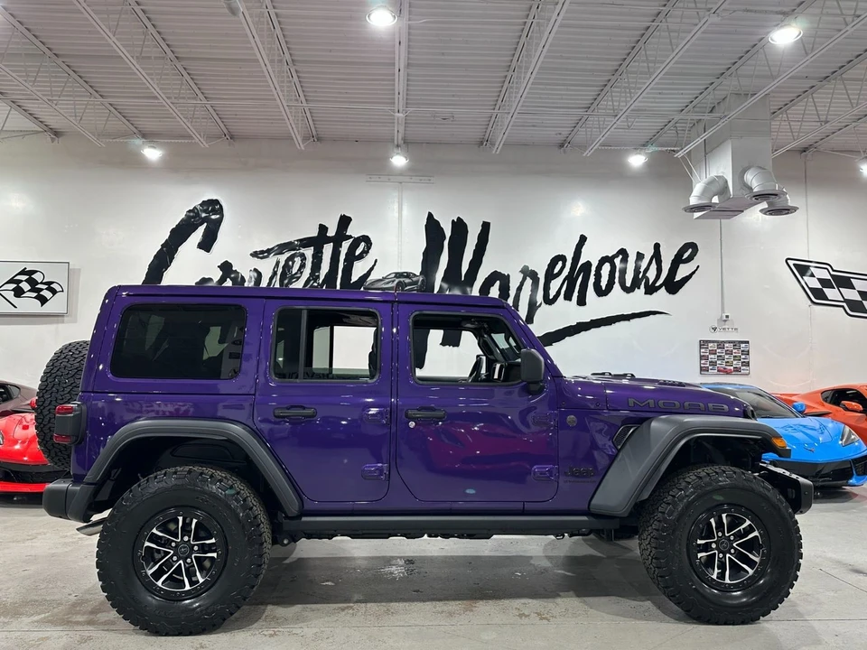 2026 Jeep JL Wrangler - Image 10 of 21