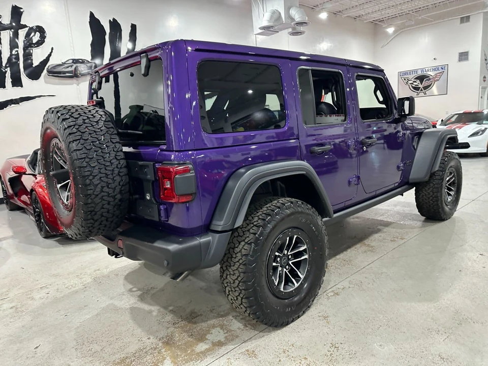 2026 Jeep JL Wrangler - Image 9 of 21