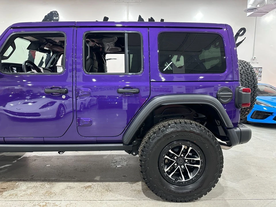 2026 Jeep JL Wrangler - Image 8 of 21