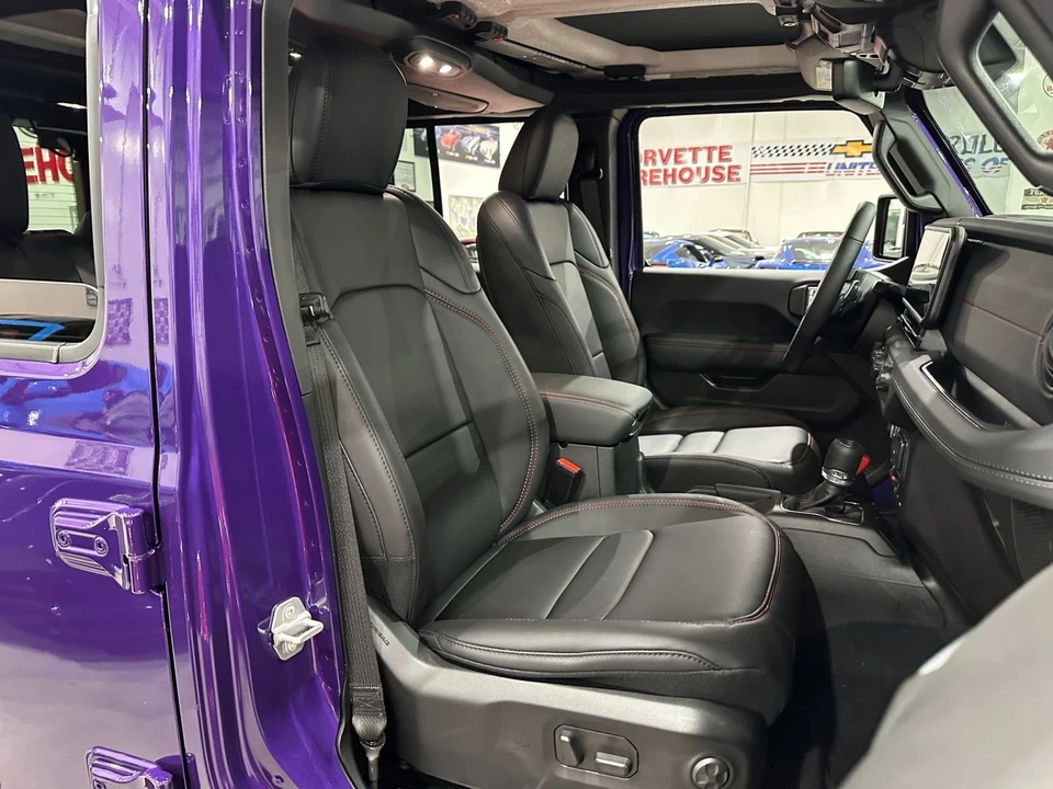 2026 Jeep JL Wrangler - Image 14 of 21