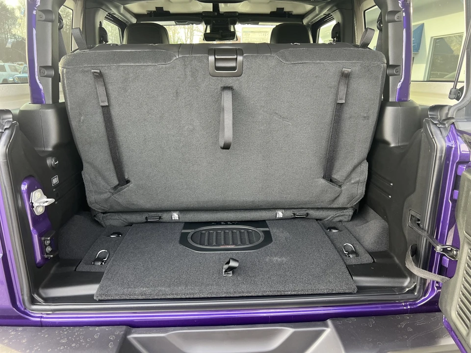 2026 Jeep JL Wrangler - Image 10 of 26