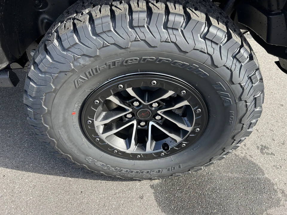 2026 Jeep JL Wrangler - Image 12 of 21