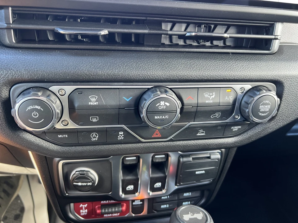2026 Jeep - Image 16 of 22