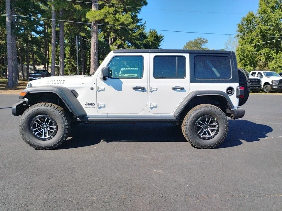 2026 Jeep JL Wrangler - Image 8 of 12