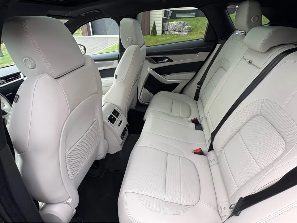 2026 Jaguar F-Pace - Image 5 of 6
