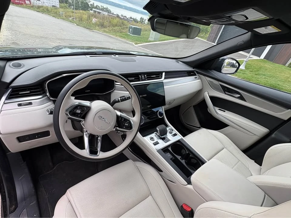 2026 Jaguar F-Pace - Image 4 of 6