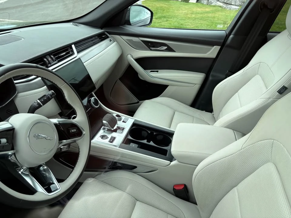 2026 Jaguar F-Pace - Image 6 of 6