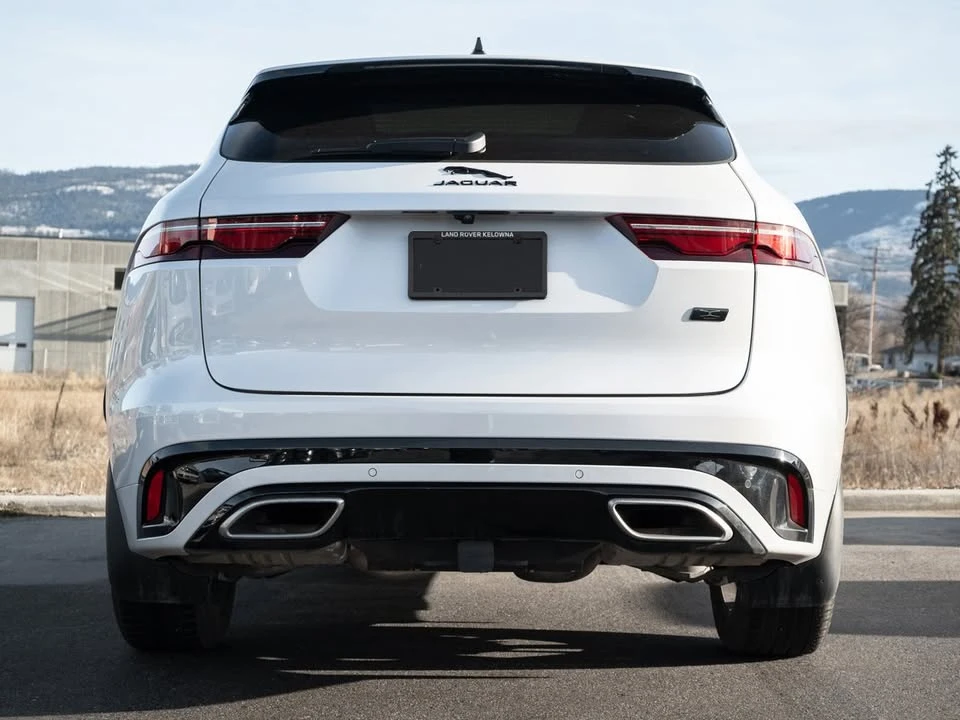 2026 Jaguar F-Pace - Image 8 of 11
