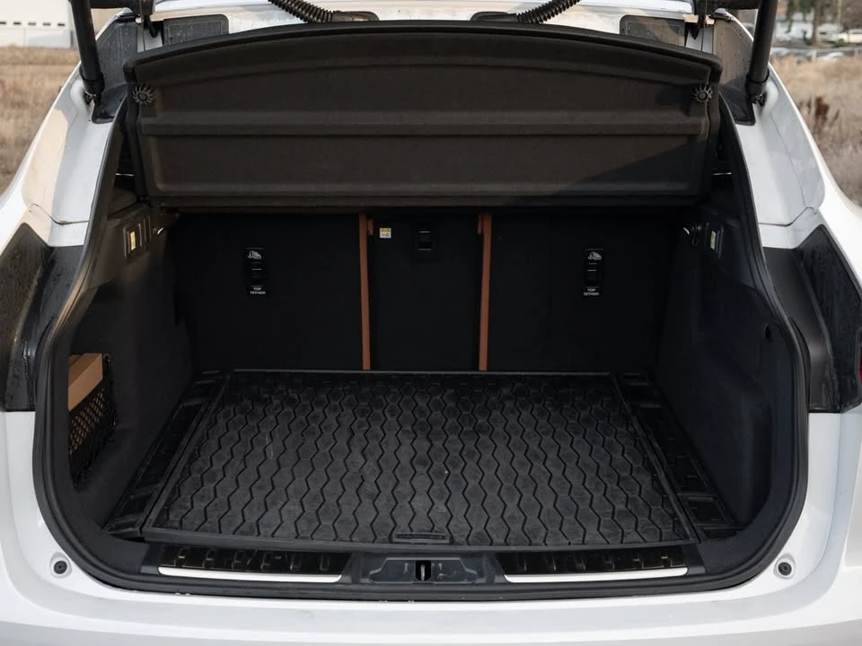 2026 Jaguar F-Pace - Image 11 of 11