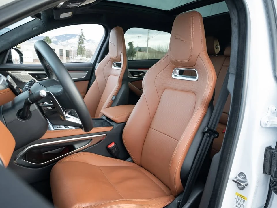 2026 Jaguar F-Pace - Image 3 of 11
