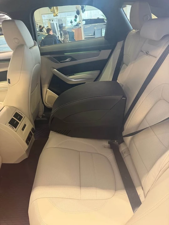 2026 Jaguar F-Pace - Image 8 of 8