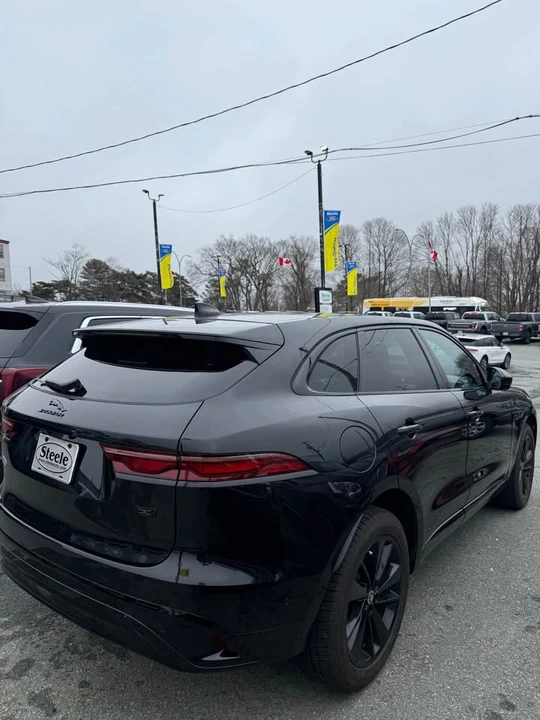 2026 Jaguar F-Pace - Image 2 of 10