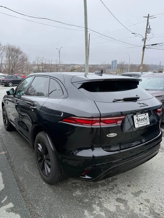 2026 Jaguar F-Pace - Image 4 of 10