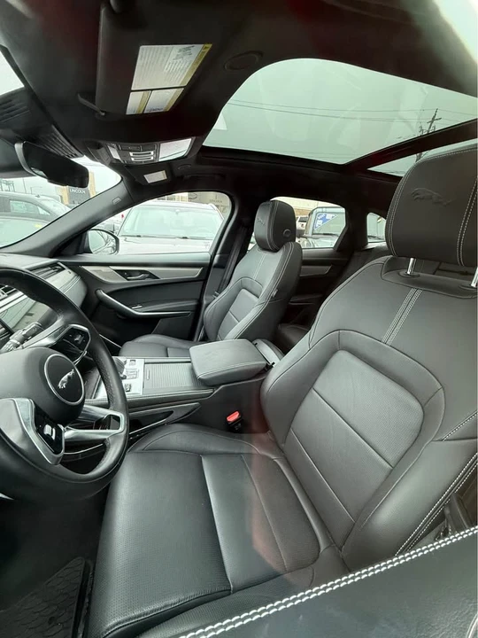 2026 Jaguar F-Pace - Image 9 of 10