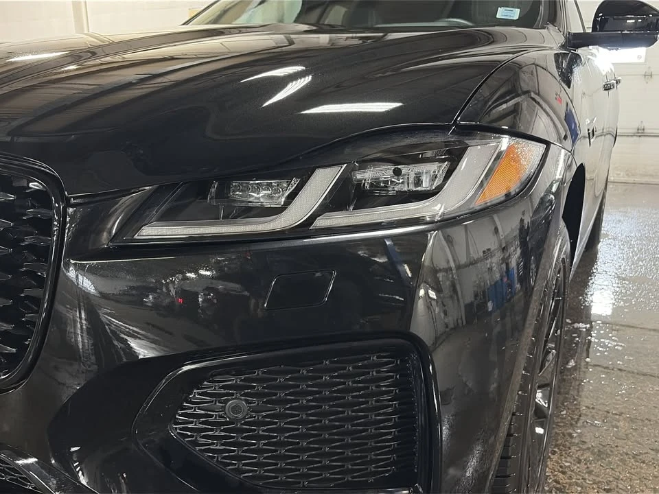 2026 Jaguar F-Pace - Image 3 of 4