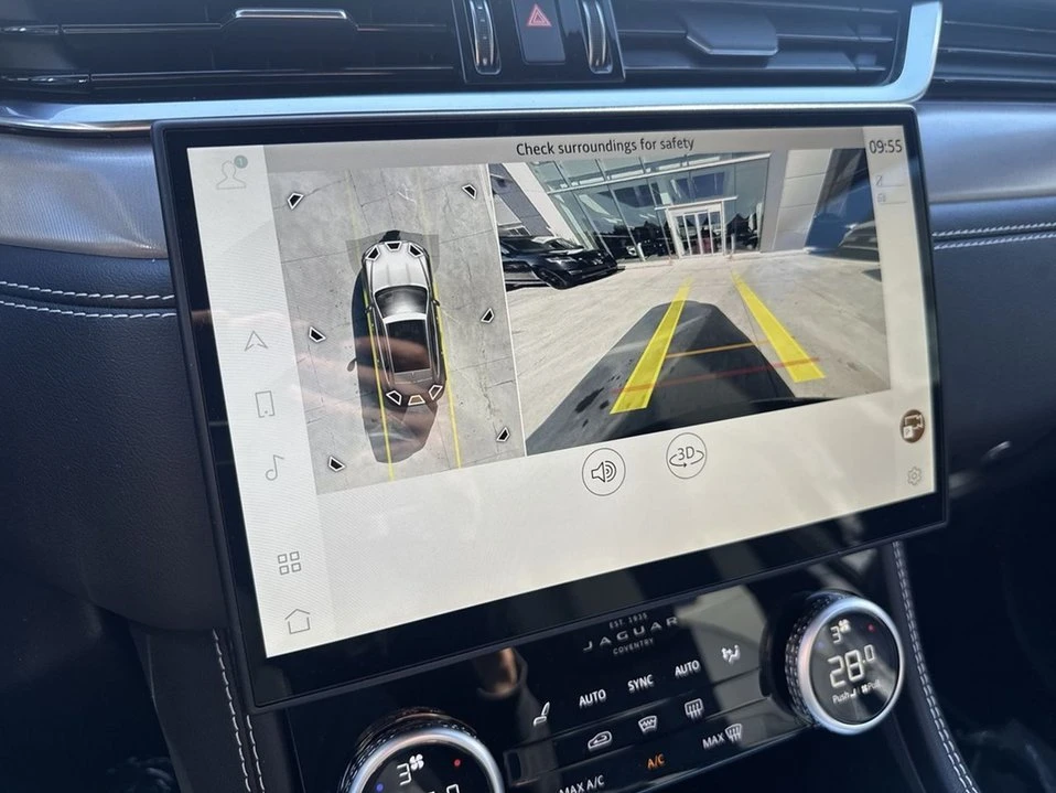 2026 Jaguar F-Pace - Image 11 of 18
