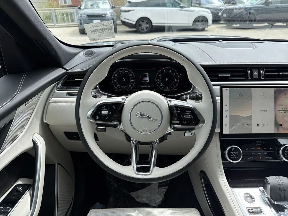 2026 Jaguar F-Pace - Image 9 of 19