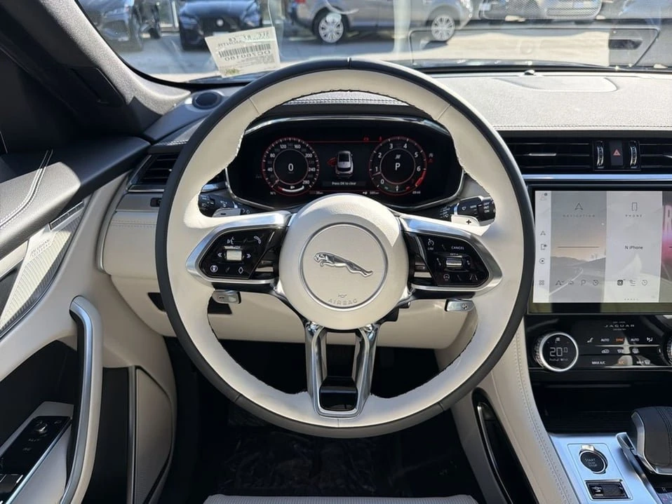 2026 Jaguar F-Pace - Image 8 of 17