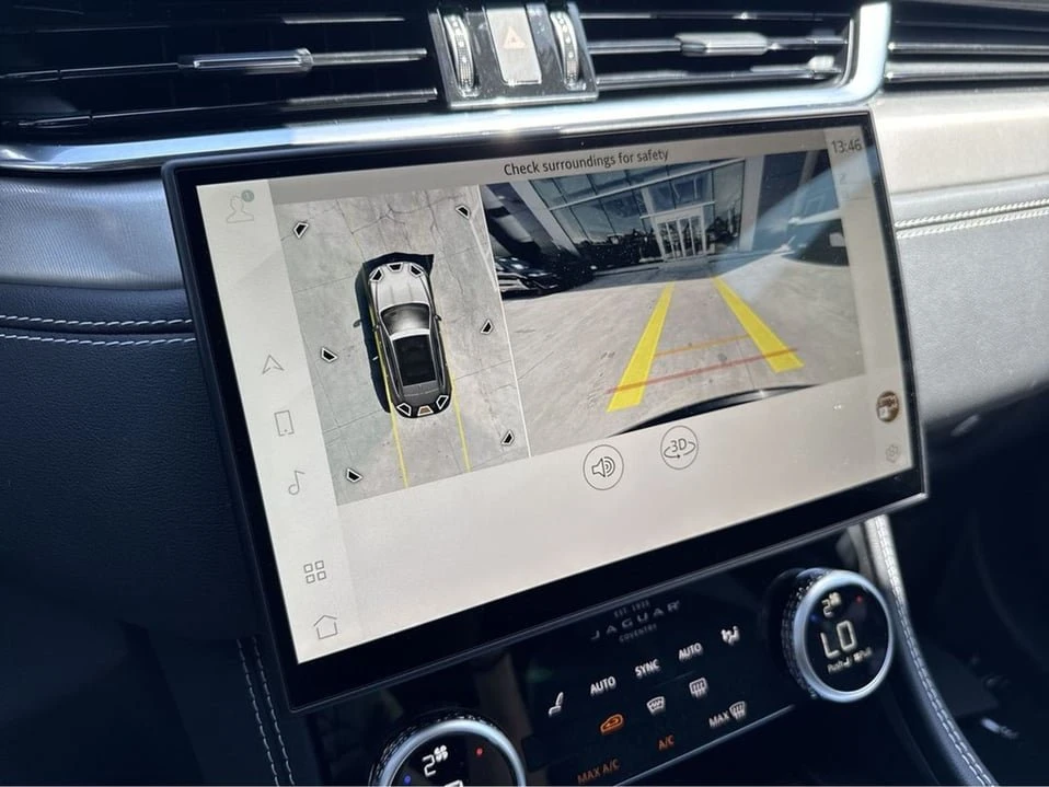 2026 Jaguar F-Pace - Image 11 of 18