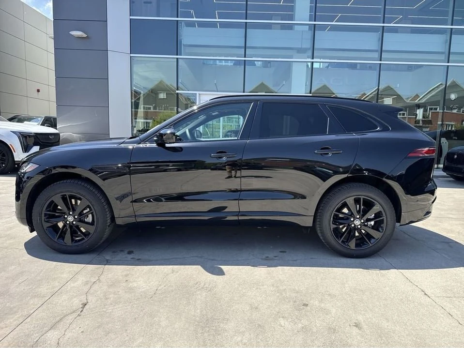2026 Jaguar F-Pace - Image 2 of 18