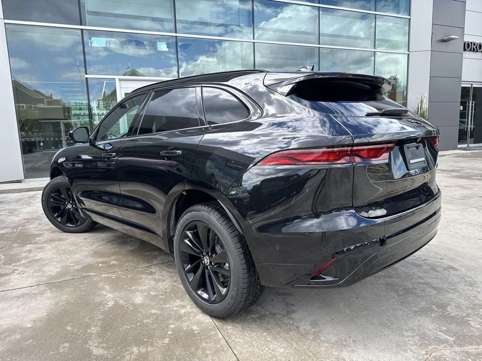 2026 Jaguar F-Pace - Image 3 of 18