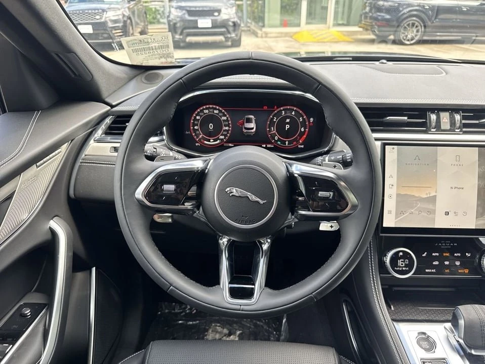 2026 Jaguar F-Pace - Image 8 of 18