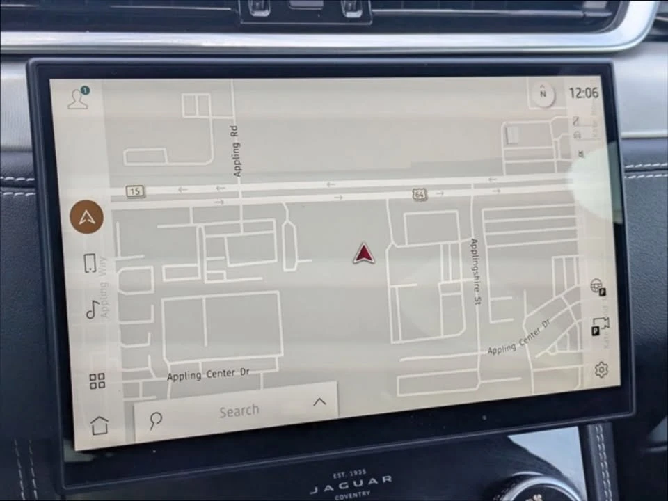 2026 Jaguar F-Pace - Image 17 of 18