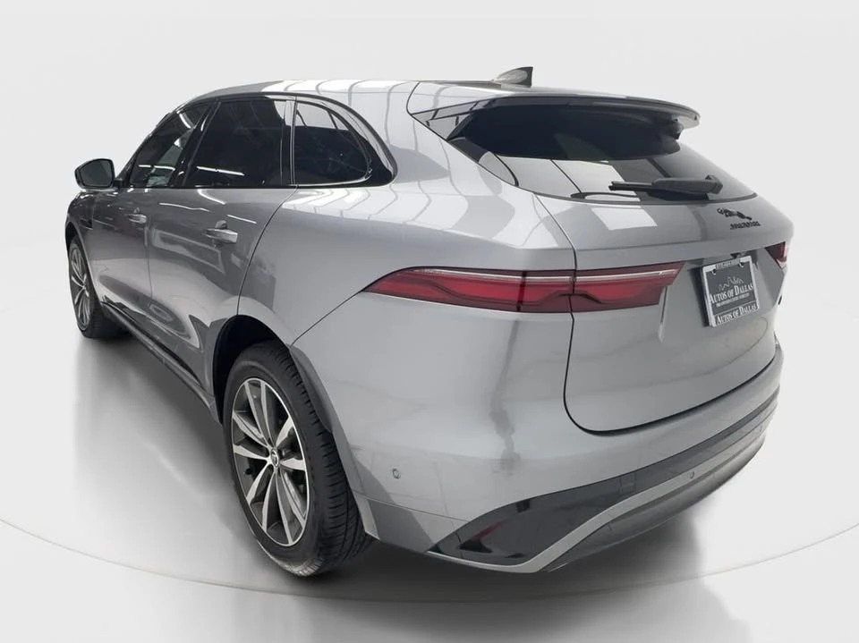 2026 Jaguar F-Pace - Image 9 of 20