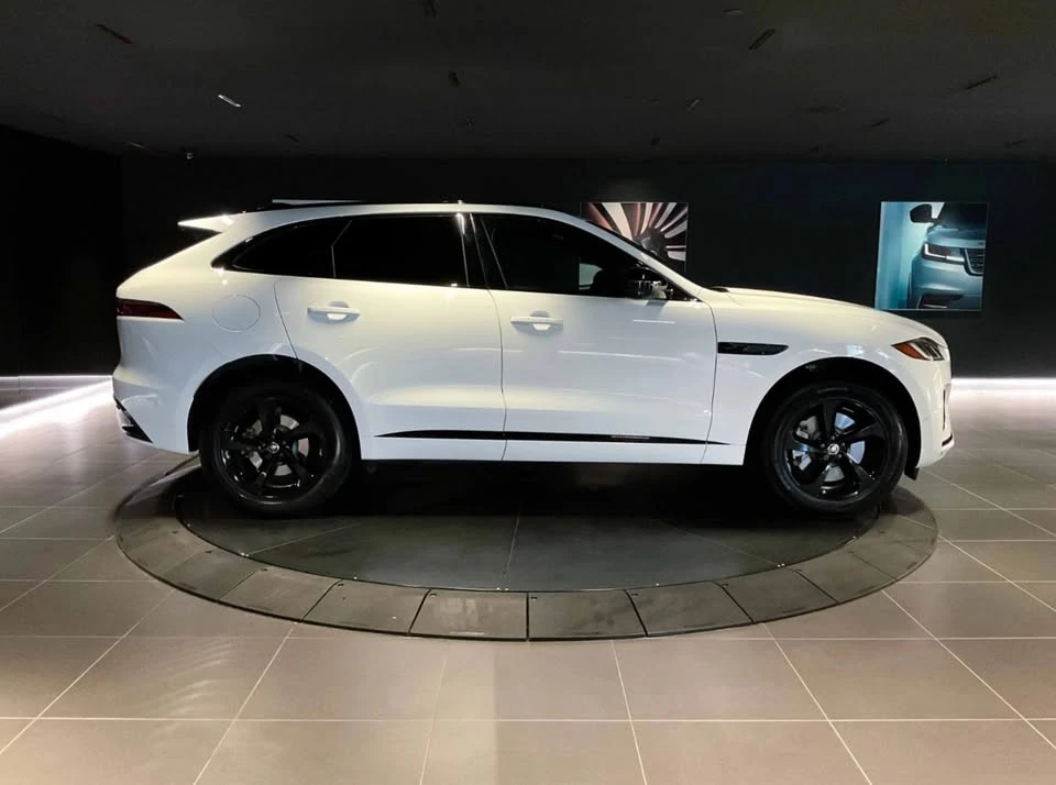 2026 Jaguar F-Pace - Image 3 of 12