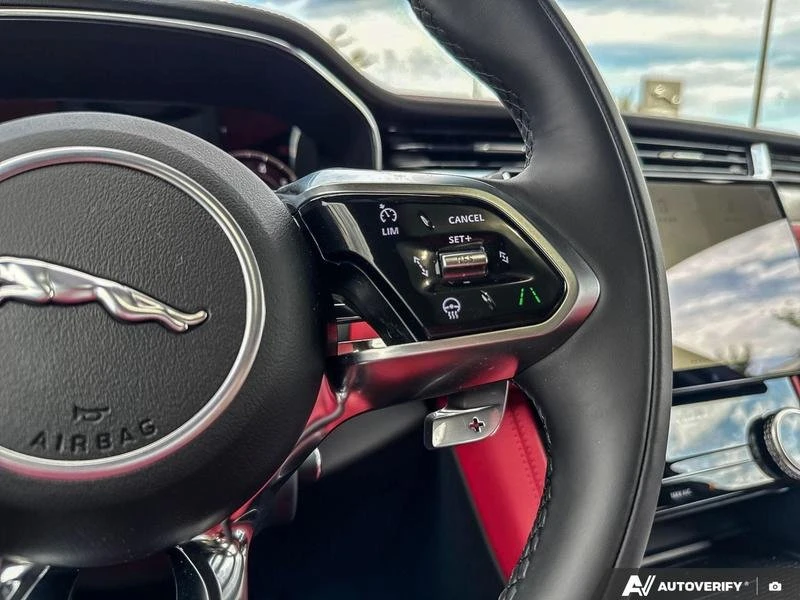 2026 Jaguar F-Pace - Image 12 of 20