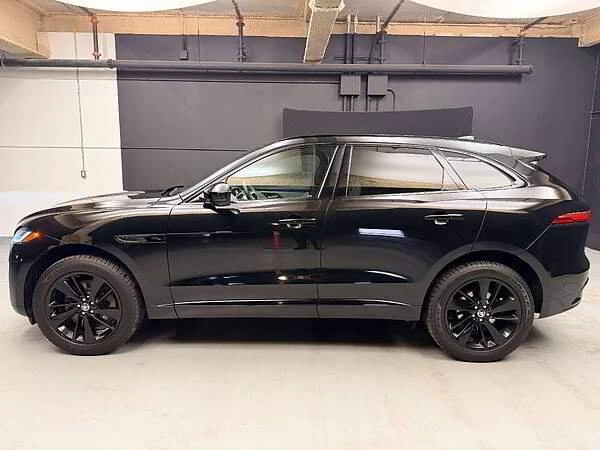 2026 Jaguar F-Pace - Image 2 of 9