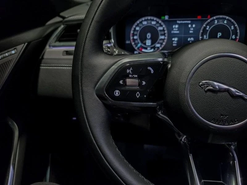 2026 Jaguar F-Pace - Image 14 of 20