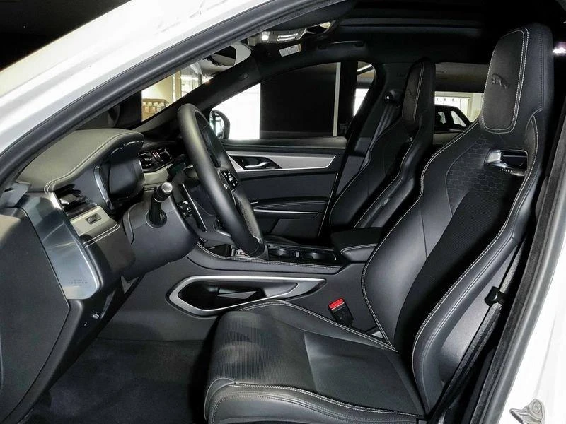 2026 Jaguar F-Pace - Image 10 of 20