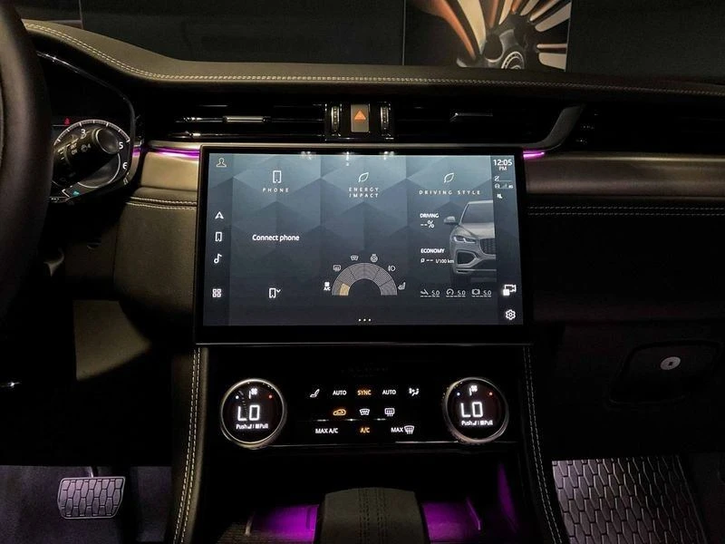 2026 Jaguar F-Pace - Image 16 of 20